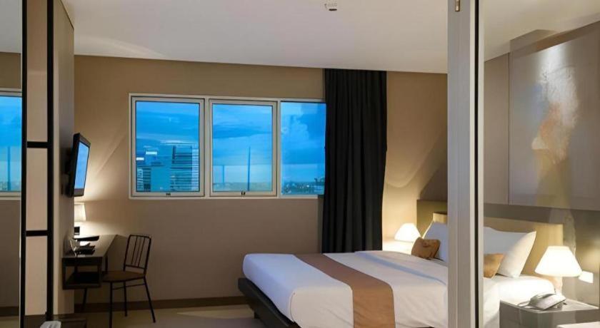 Gajahmada Avara Boutique Hotel Pontianak Esterno foto