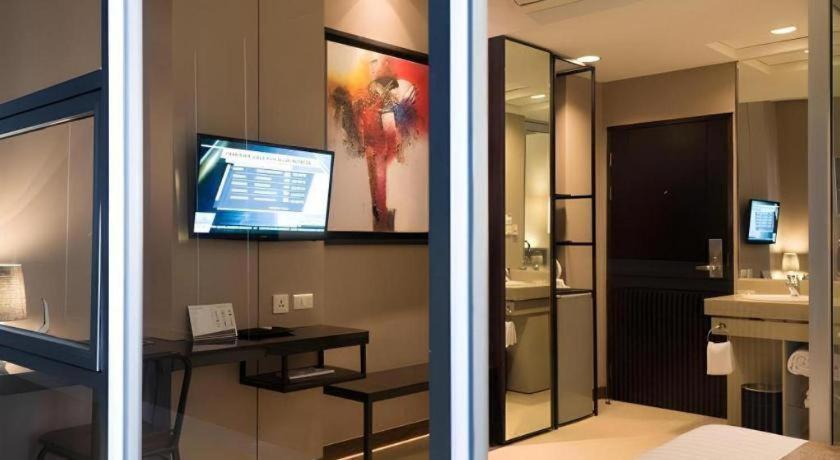 Gajahmada Avara Boutique Hotel Pontianak Esterno foto